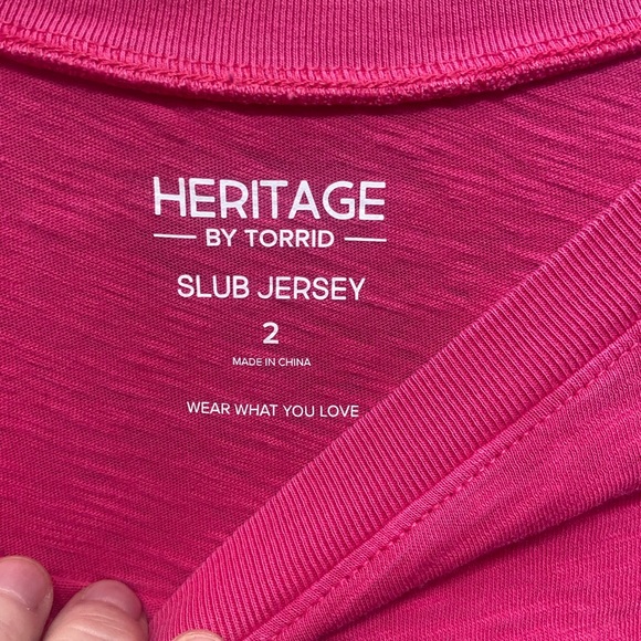 torrid Hot Pink Santa Monica Graphic Sleeveless Tank - Picture 3 of 6